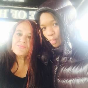 Meet your Posher, Emilia